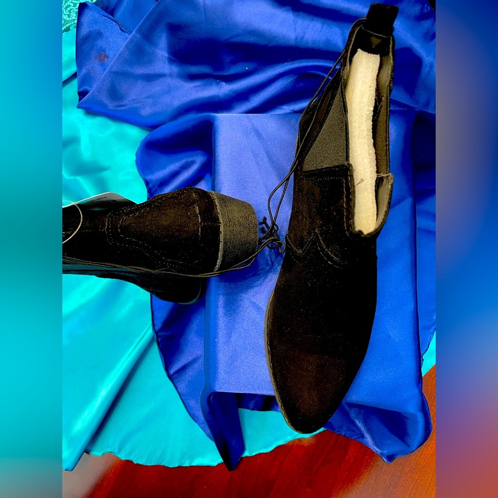 Women’s Black faux Suede Shoes